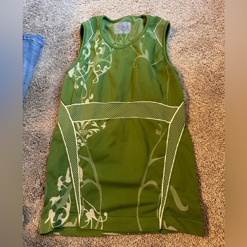 Athleta Green Floral Sleeveless Top -size medium - Picture 2 of 4